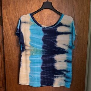 Sew In Love Blue and Cream Tie-Dye Short Sleeve Top